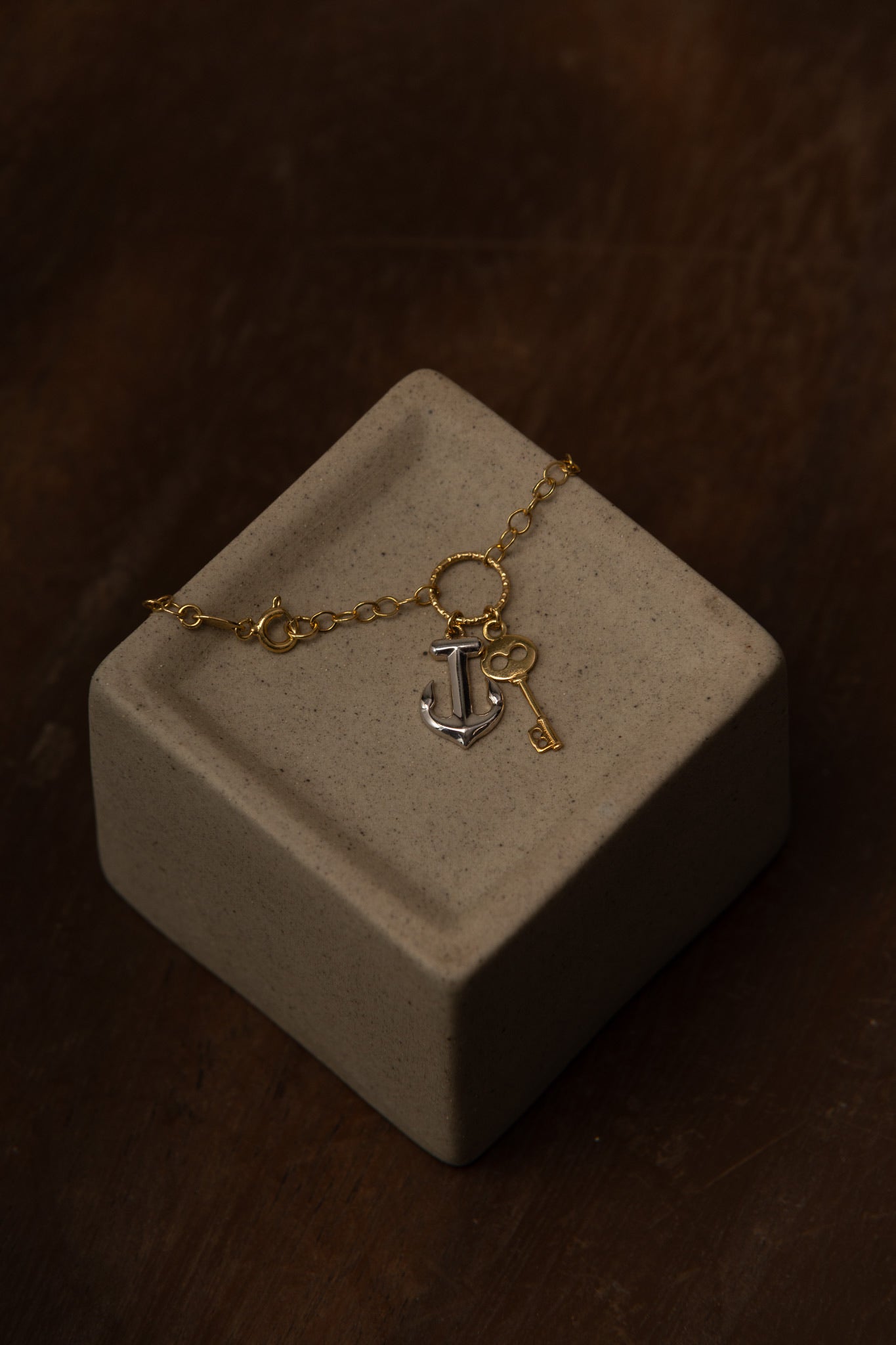 Stella Anchor Bracelet